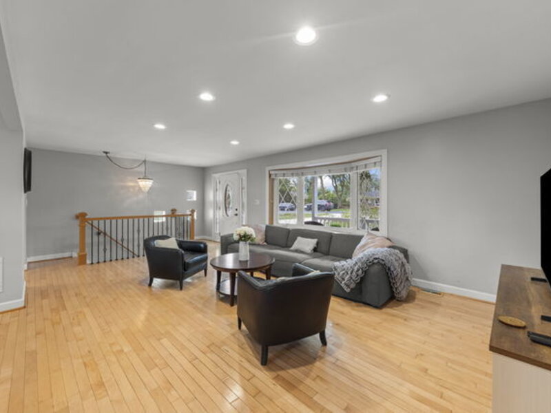 1 Westview Avenue Lombard IL 60148
