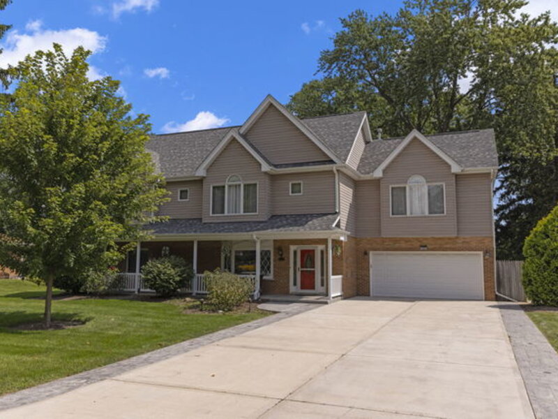 1 Westview Avenue Lombard IL 60148