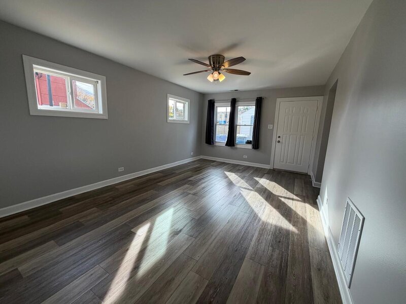 4417 N Nagle Avenue Harwood Heights IL 60706