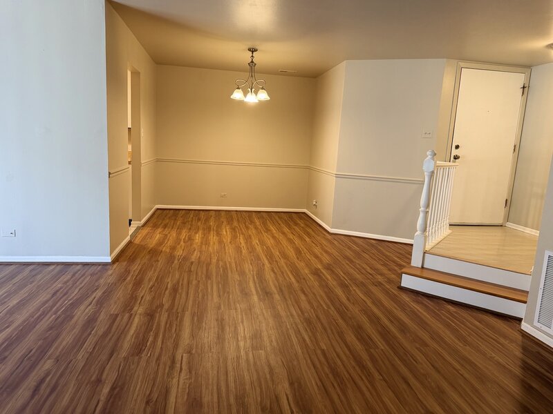1659 Dover Court Wheaton IL 60189