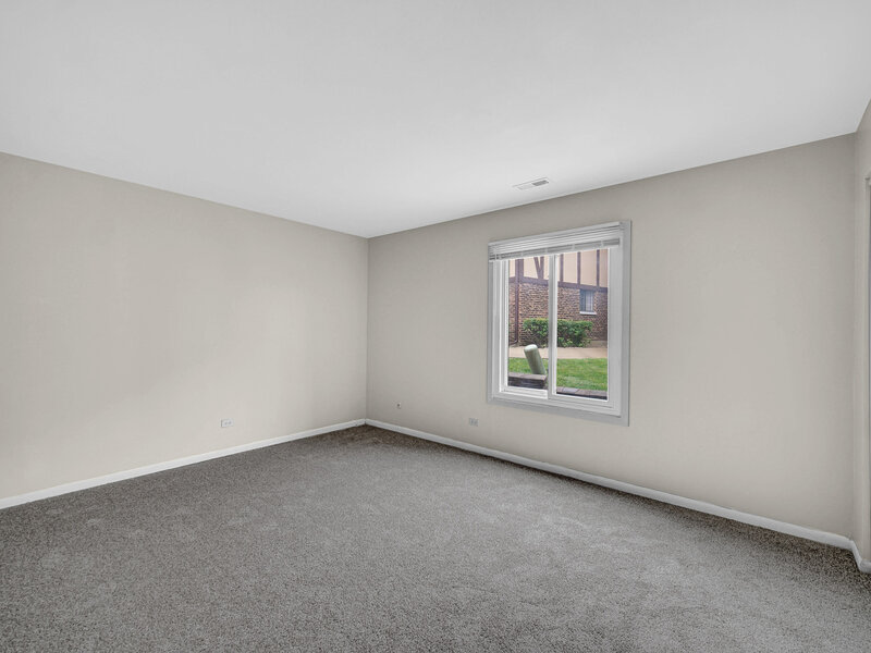 1659 Dover Court Wheaton IL 60189