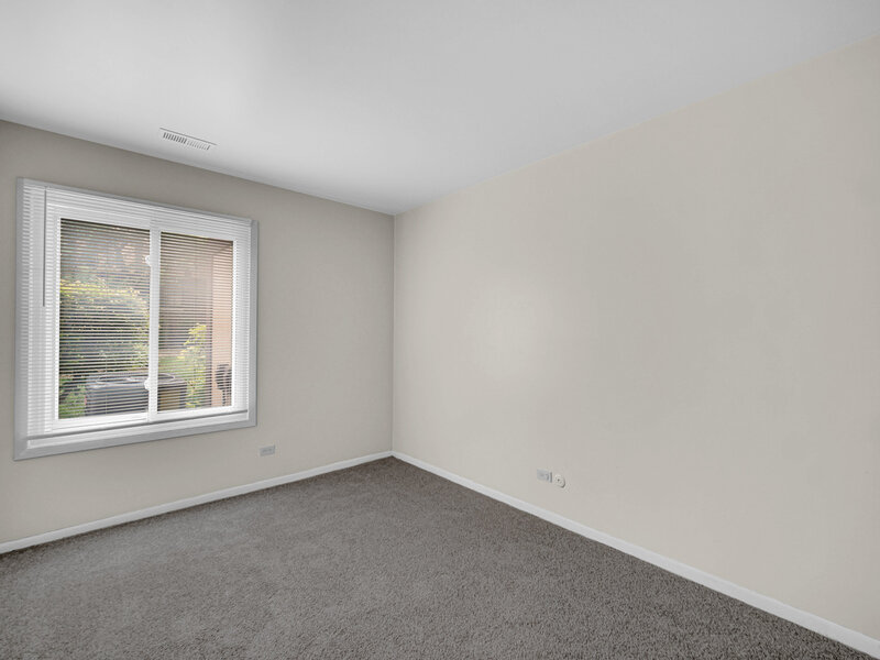 1659 Dover Court Wheaton IL 60189