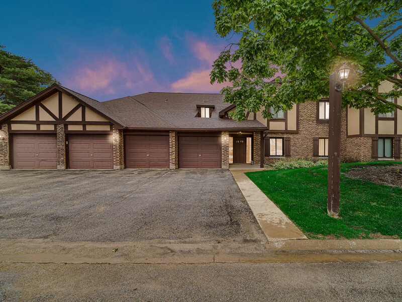 1659 Dover Court Wheaton IL 60189