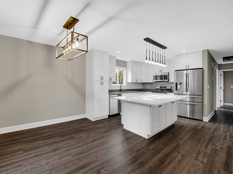 171 Glen Lake Drive Bolingbrook IL 60440