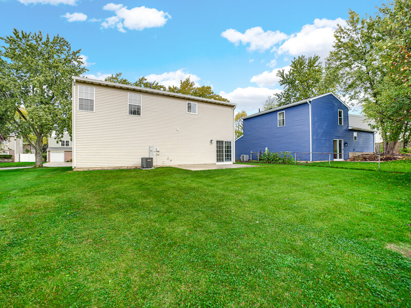 171 Glen Lake Drive Bolingbrook IL 60440