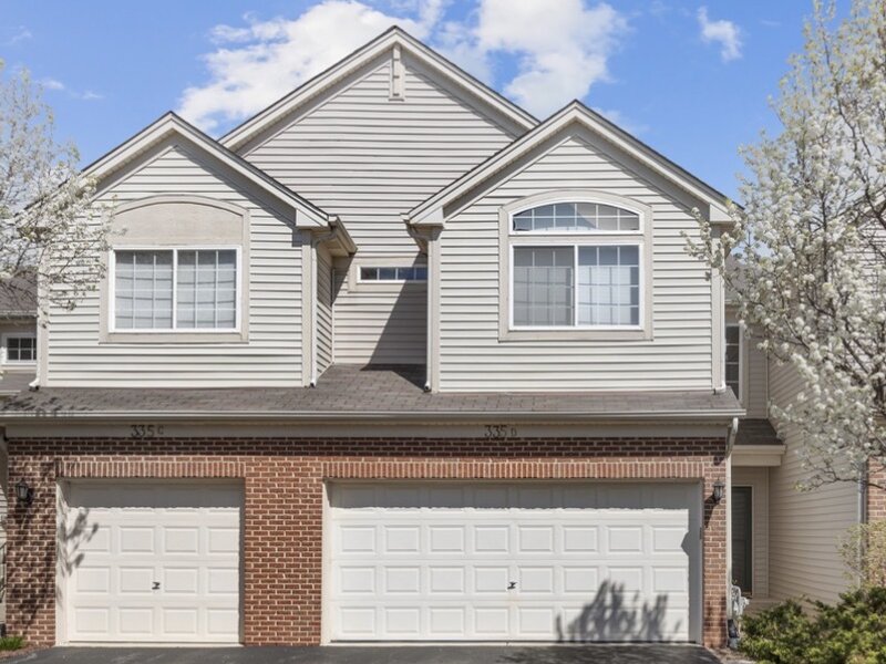 335 Thornwood Way South Elgin IL 60177
