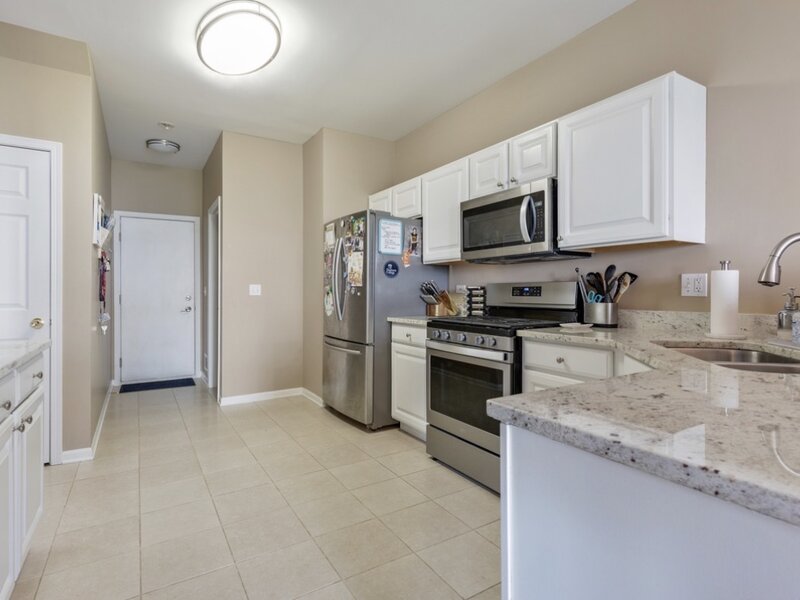 335 Thornwood Way South Elgin IL 60177