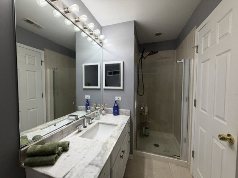 335 Thornwood Way South Elgin IL 60177