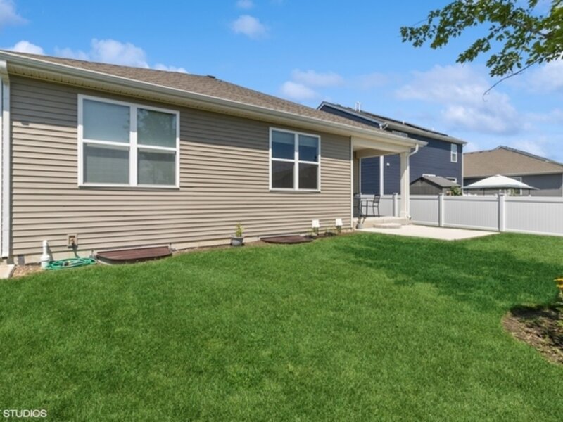 6813 Cobble Springs Lane Wonder Lake IL 60097