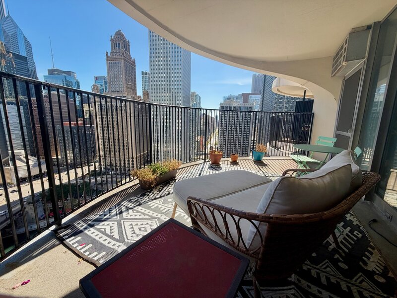 300 N State Street Chicago IL 60654