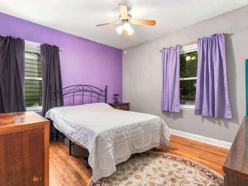 8 S Randall Road Aurora IL 60506