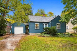 Photo of 8 S Randall Road Aurora IL 60506
