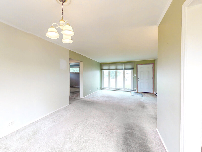 1161 W Grant Drive Des Plaines IL 60016