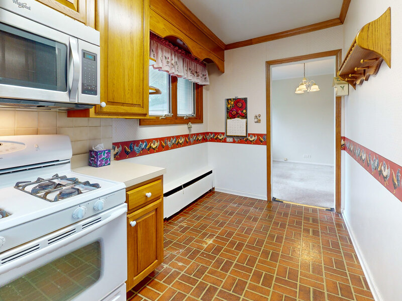 1161 W Grant Drive Des Plaines IL 60016