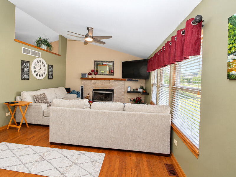 2607 Bayberry Court Joliet IL 60435