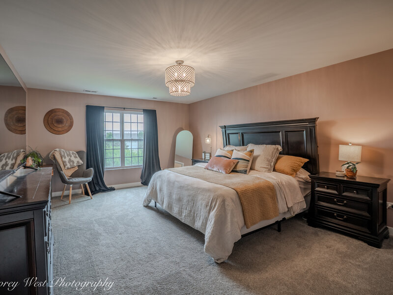 1147 Freedom Road Elburn IL 60119