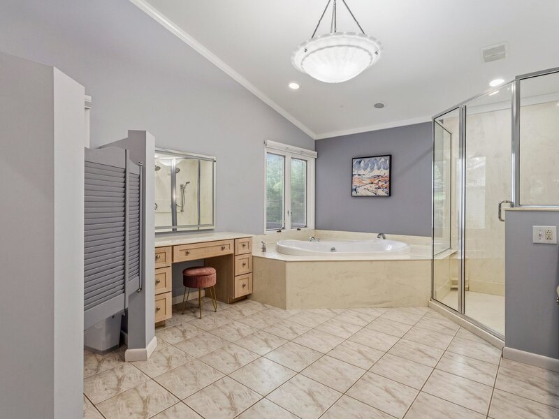 905 Barclay Court Champaign IL 61821