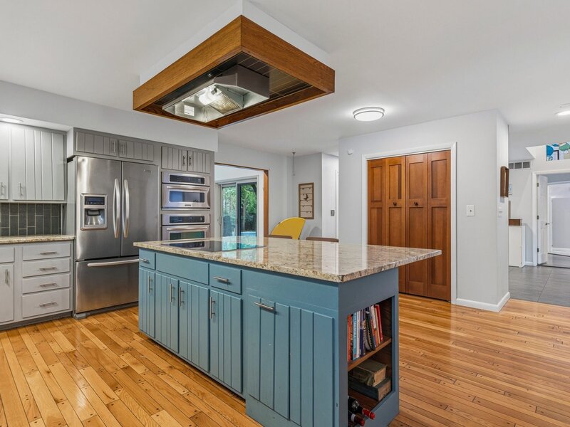 905 Barclay Court Champaign IL 61821