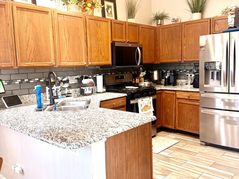 7055 Nathan Lane Carpentersville IL 60110