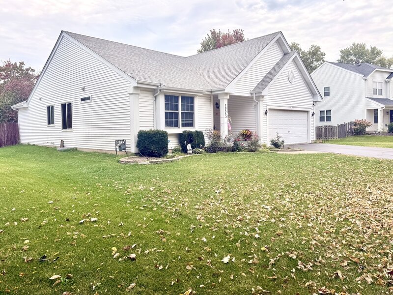 7055 Nathan Lane Carpentersville IL 60110