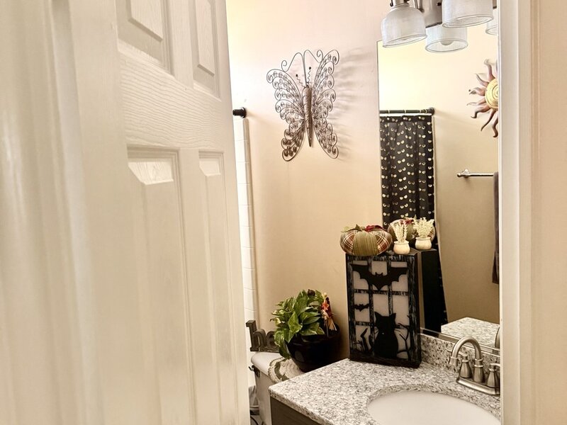 7055 Nathan Lane Carpentersville IL 60110