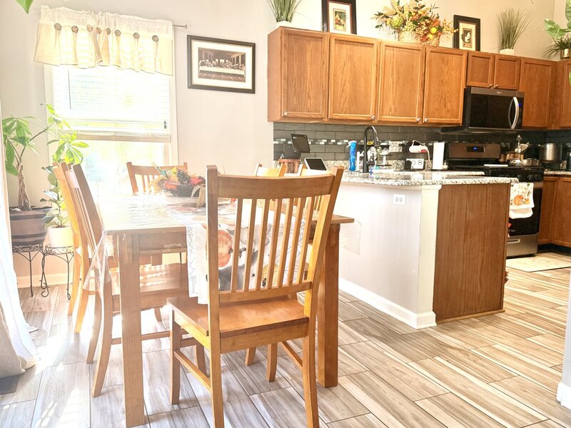 7055 Nathan Lane Carpentersville IL 60110