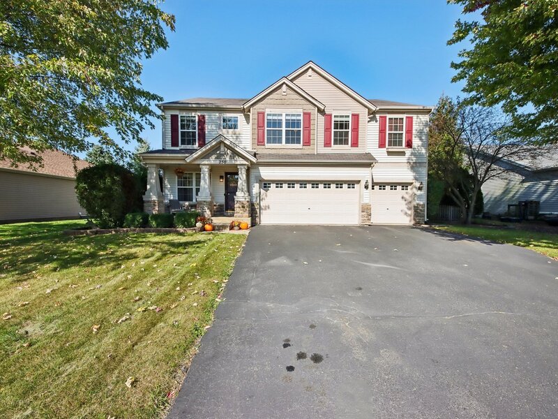 250 Sparrow Drive Woodstock IL 60098