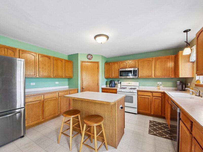 250 Sparrow Drive Woodstock IL 60098