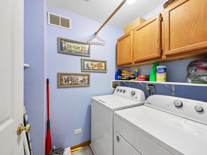 250 Sparrow Drive Woodstock IL 60098