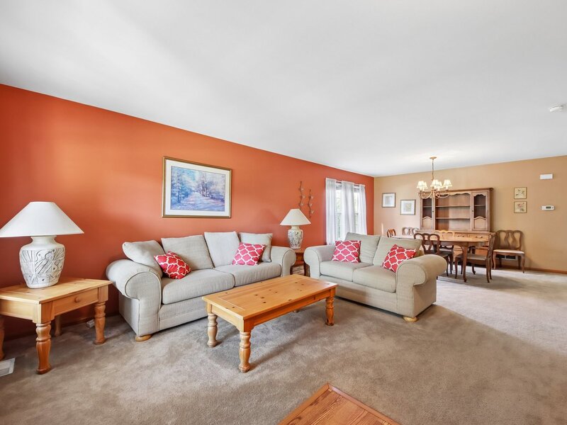 250 Sparrow Drive Woodstock IL 60098