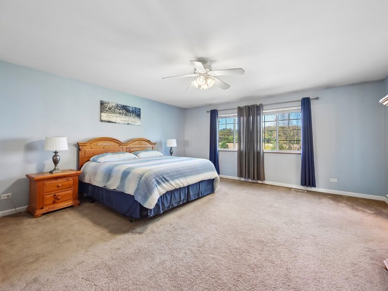 250 Sparrow Drive Woodstock IL 60098