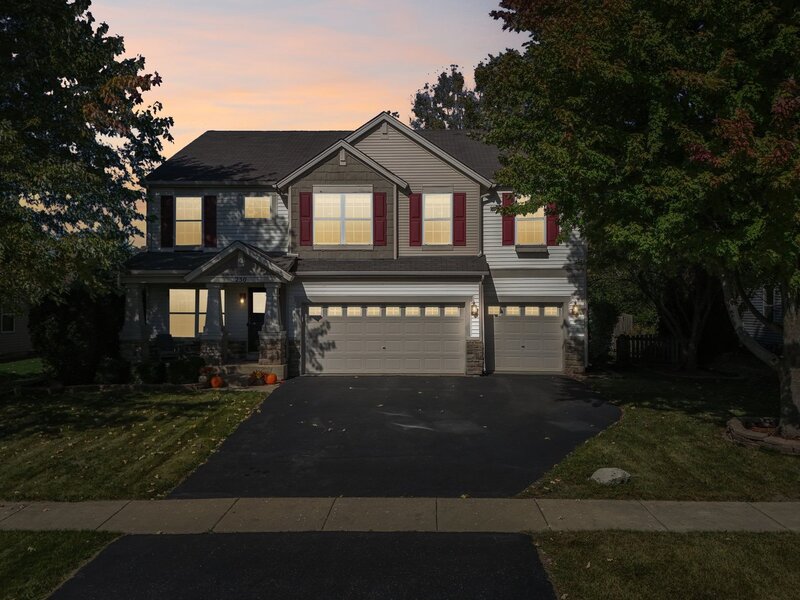 250 Sparrow Drive Woodstock IL 60098