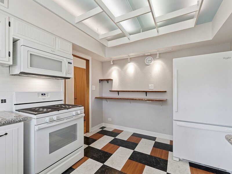 501 S Wille Street Mount Prospect IL 60056