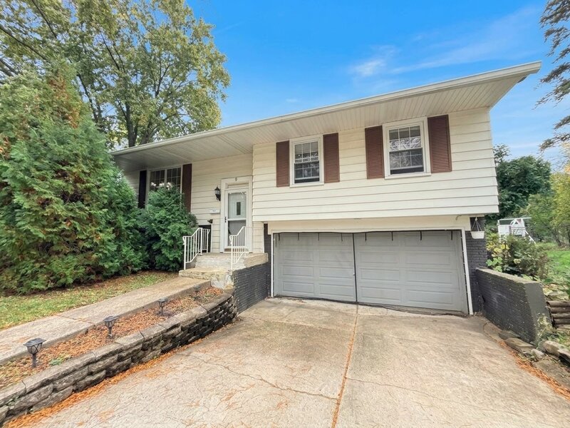 9 Greenwood Court Buffalo Grove IL 60089