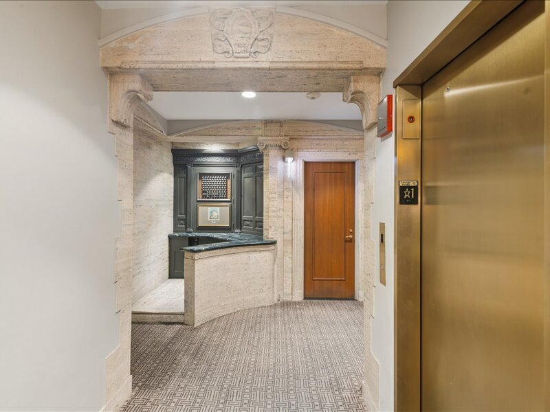 3100 N Sheridan Road Chicago IL 60657