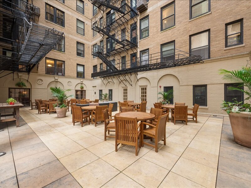 3100 N Sheridan Road Chicago IL 60657