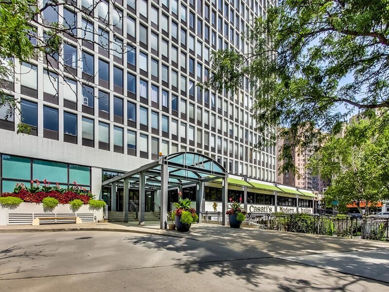 444 W Fullerton Parkway Chicago IL 60614