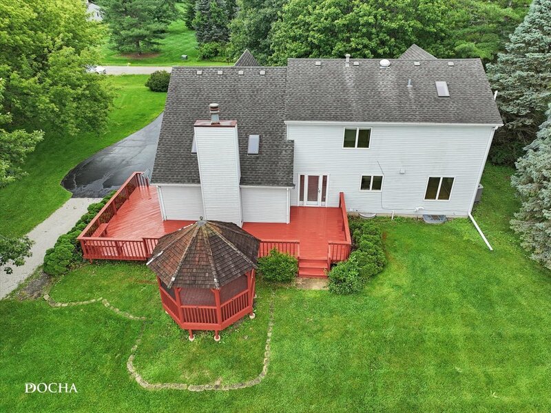 6 Palomino Drive St. Charles IL 60175