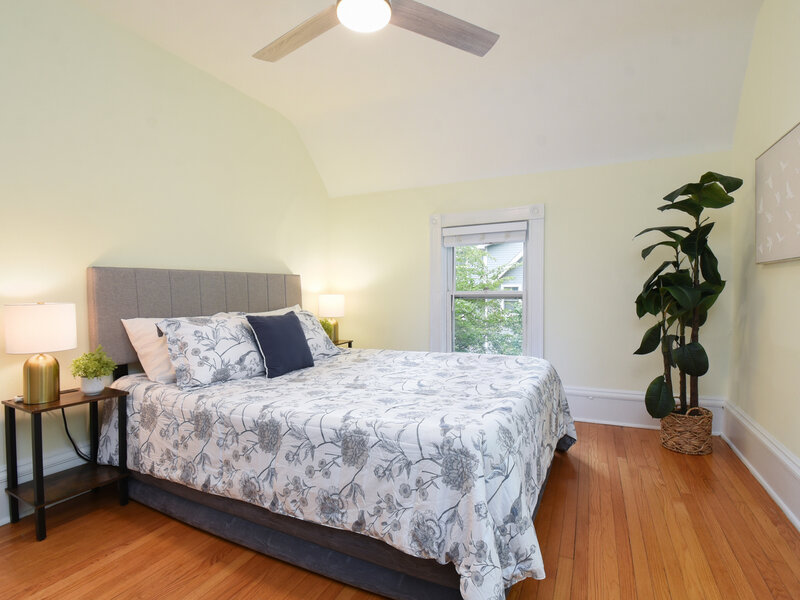 810 Belleforte Avenue Oak Park IL 60302