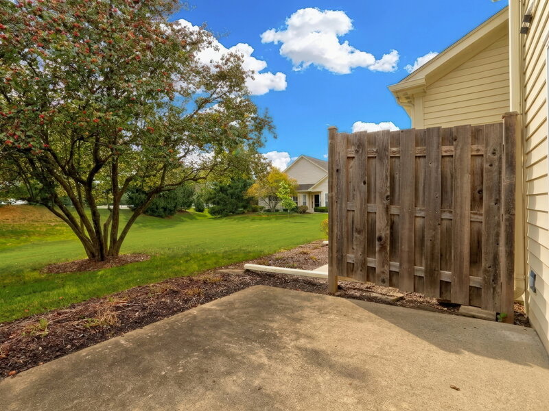 36098 N New Bridge Court Gurnee IL 60031