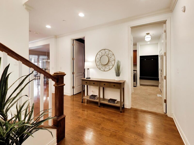 1213 W Charles Lane Westmont IL 60559