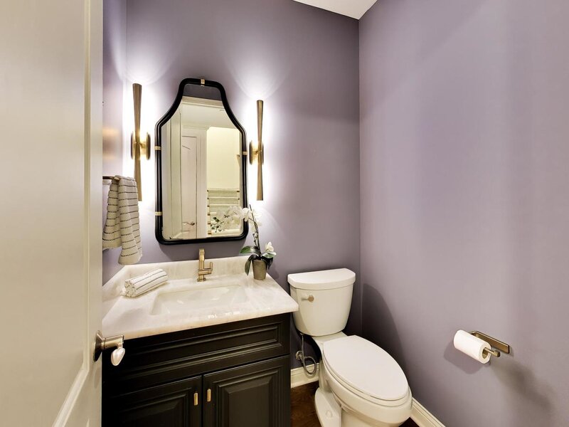 1213 W Charles Lane Westmont IL 60559