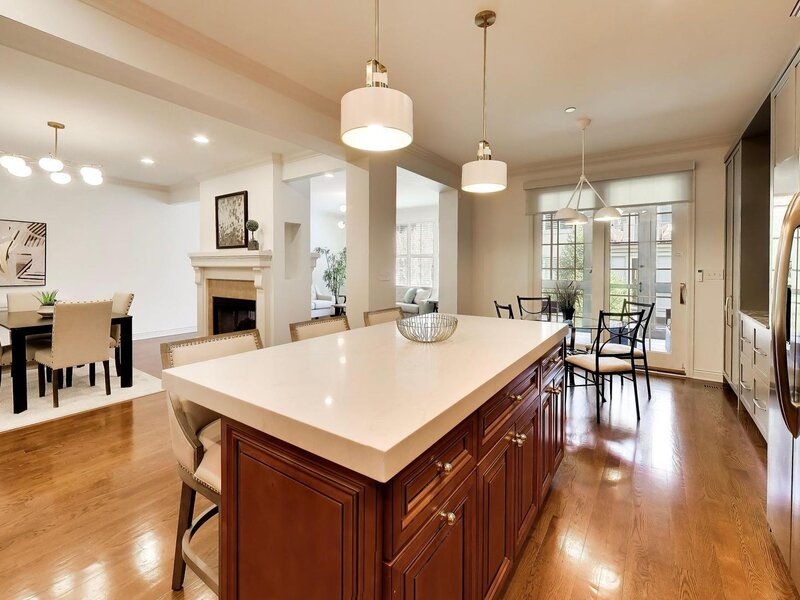 1213 W Charles Lane Westmont IL 60559