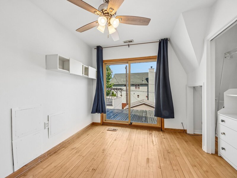3819 N Kilpatrick Avenue Chicago IL 60641