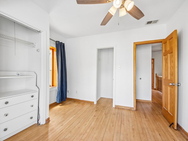 3819 N Kilpatrick Avenue Chicago IL 60641