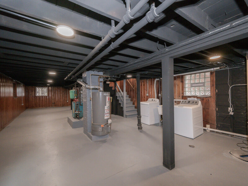 7653 S Saint Lawrence Avenue Chicago IL 60619