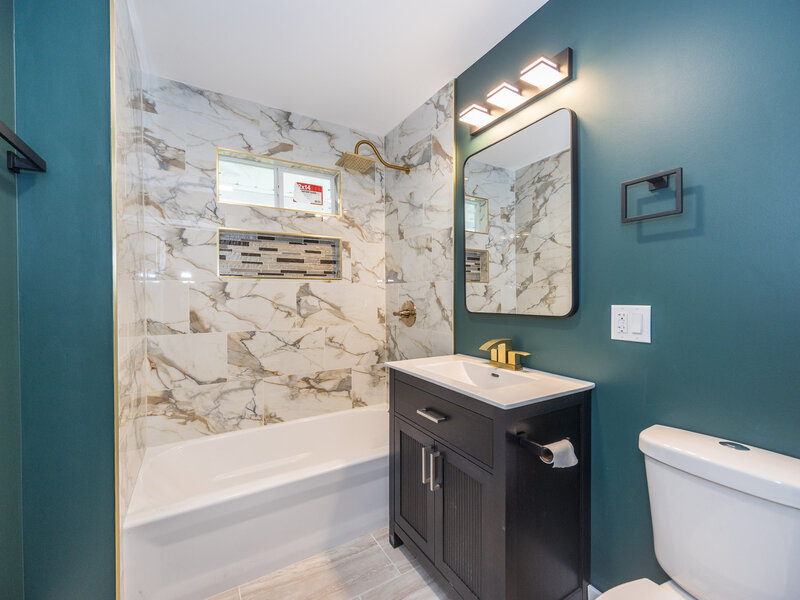 7617 S Crandon Avenue Chicago IL 60649