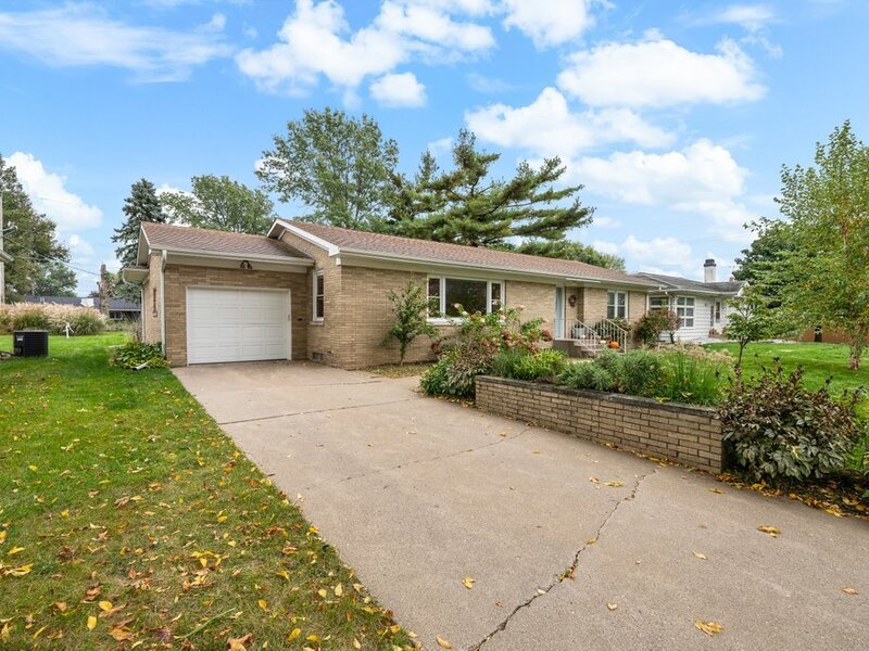 331 N Henry Street Walcott IA 52773