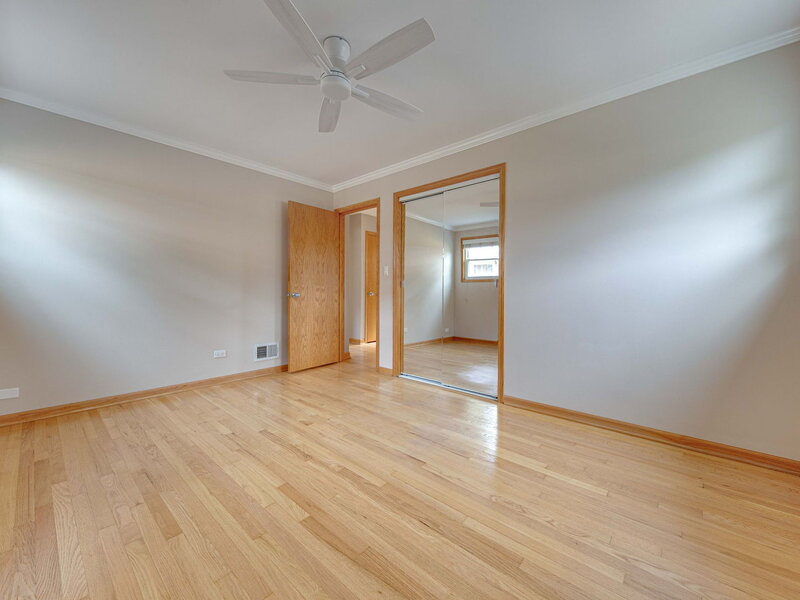 2574 Rhodes Avenue River Grove IL 60171