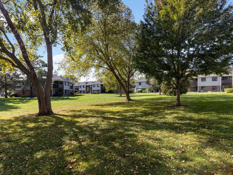 877 Cross Creek Drive Roselle IL 60172